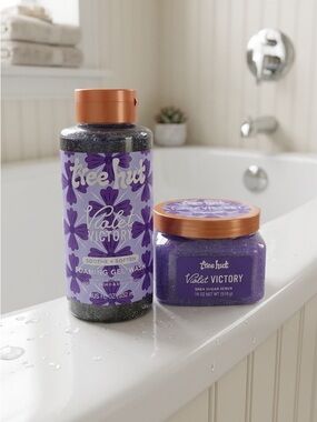 Tree Hut Violet Victory Shea Sugar Scrub - Purple